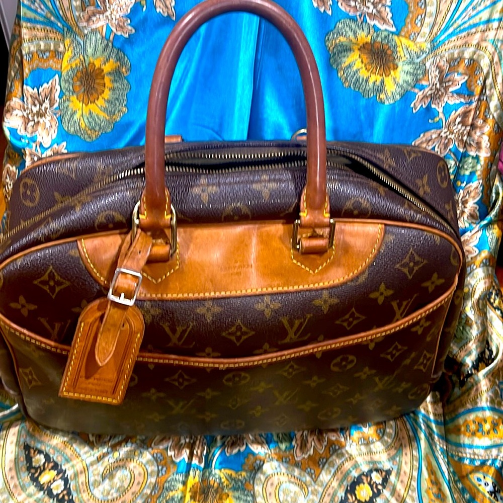 Louis Vuitton Deauville Bag (minor-pen mark inside)